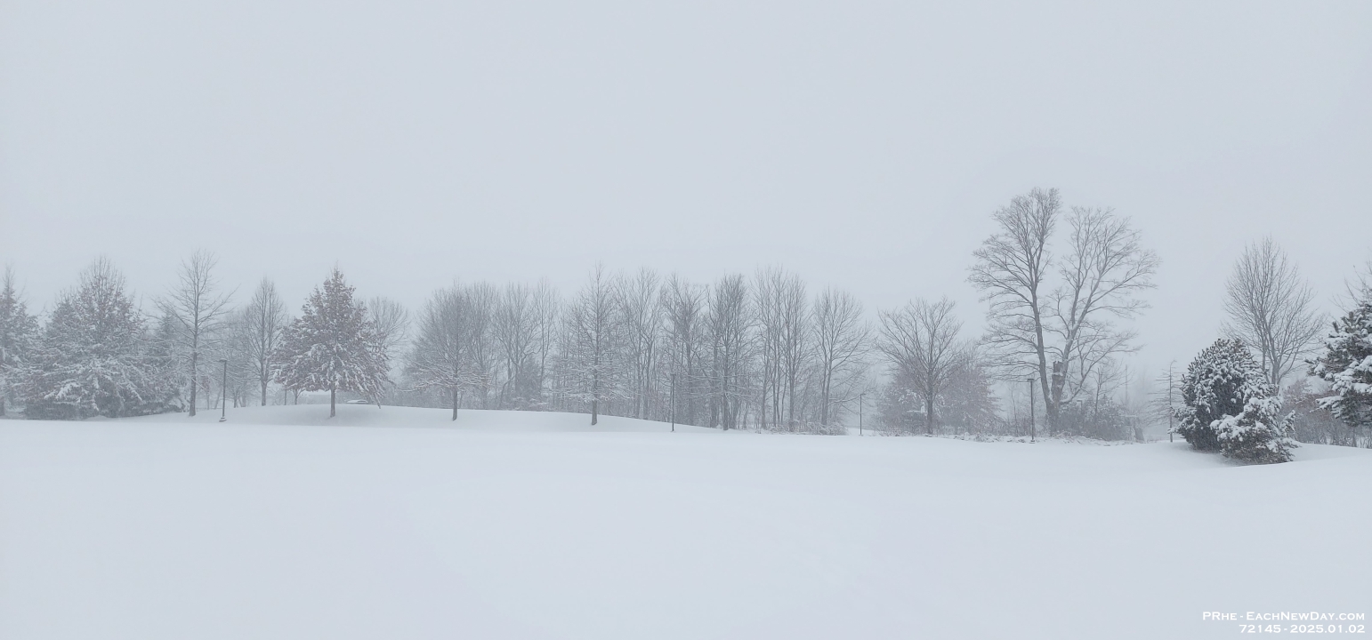 72145CrLe - Clayt French Park in the snow